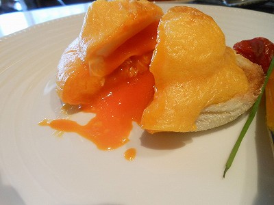 エッグベネディクト