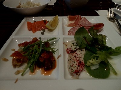 グランドキッチン