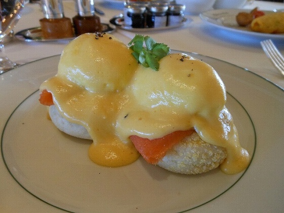 パークハイアット東京のエッグベネディクト