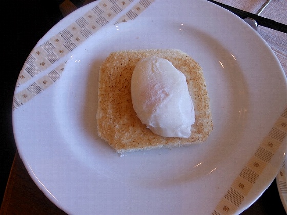 帝国ホテルのポーチドエッグ