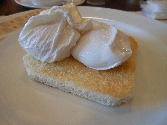 ポーチドエッグ