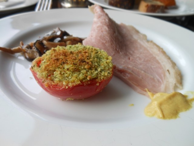 トマトとハムステーキ