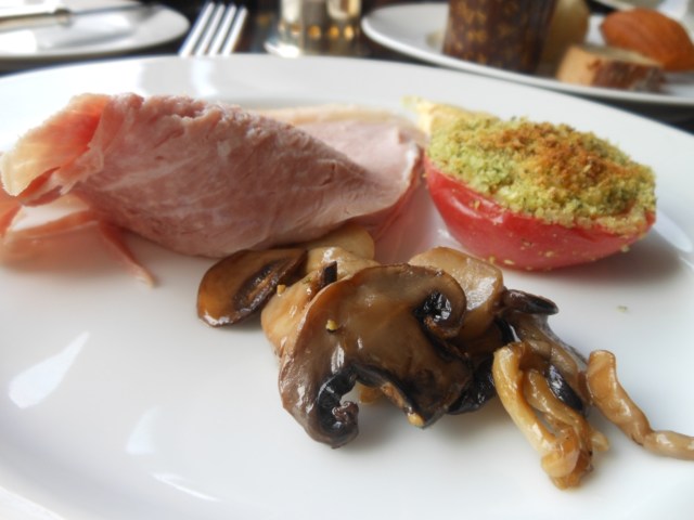 トマトとハムステーキ