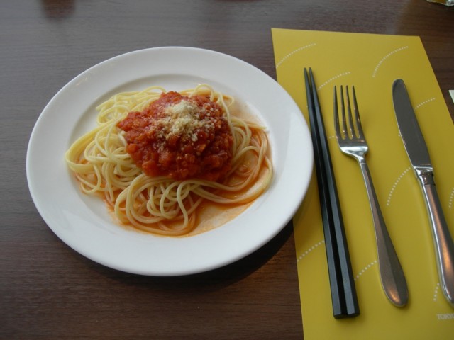 東京ドームホテル・リラッサの朝食 / スパゲッティミートソース。家族連れに最適なメニューが揃ってます。