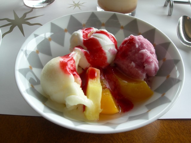 デザートのアイス