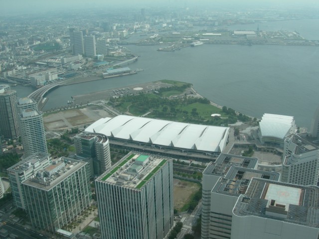 横浜港